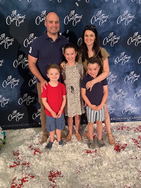 A family photo of Shane, Amy, Louie, Poppy and Rory